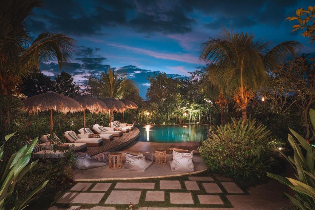 Bali luxury villa photo 2