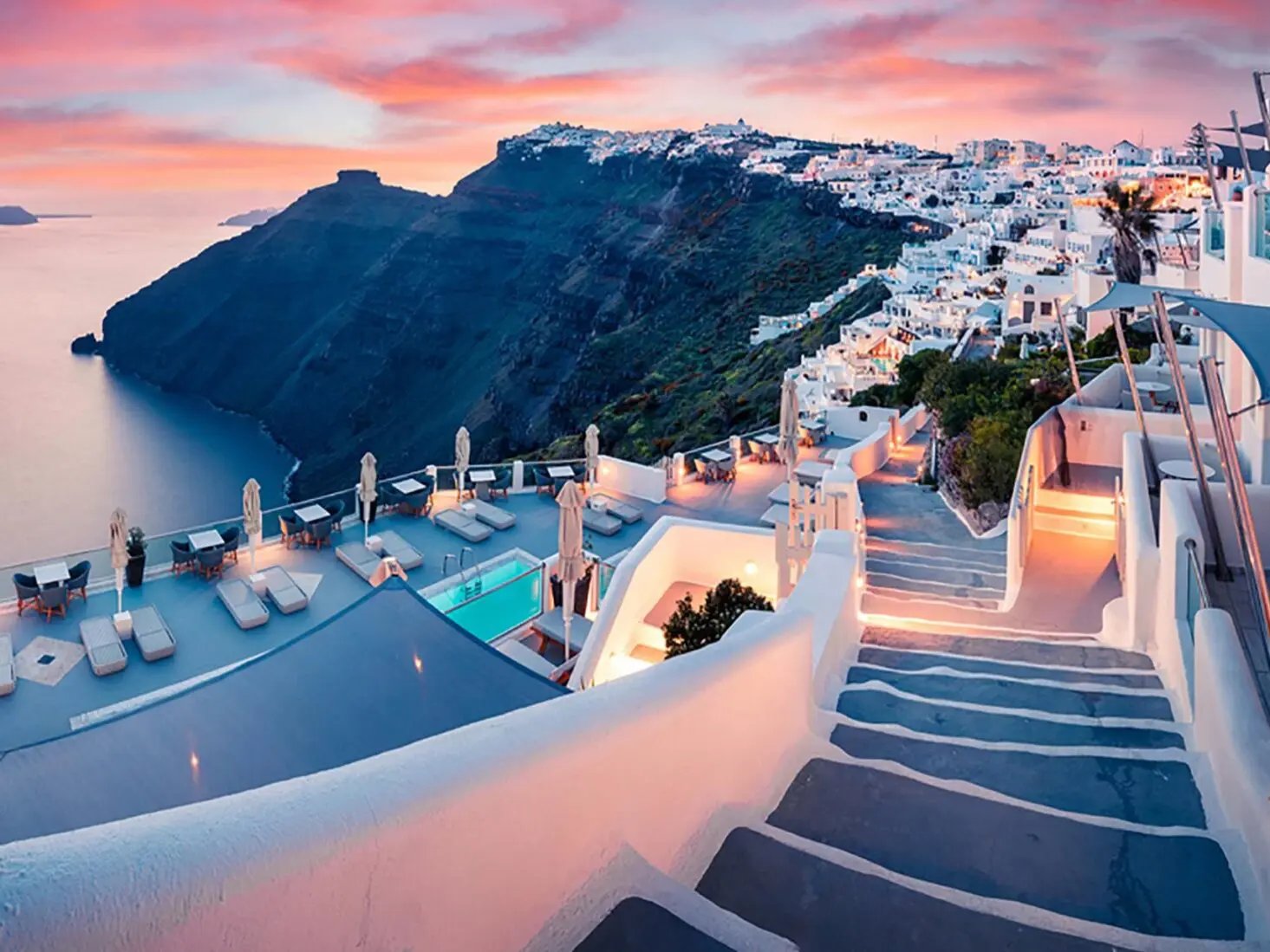 Santorini luxury girls trip overview image